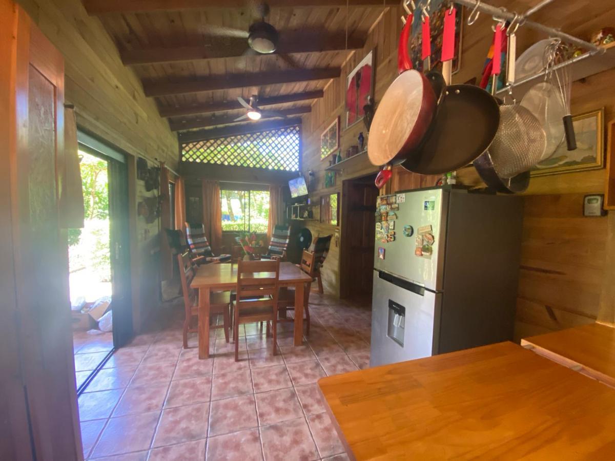 Casa Mediterránea with Pool&2100 m2 Garden near Beach&Rain Forest Uvita Exterior foto