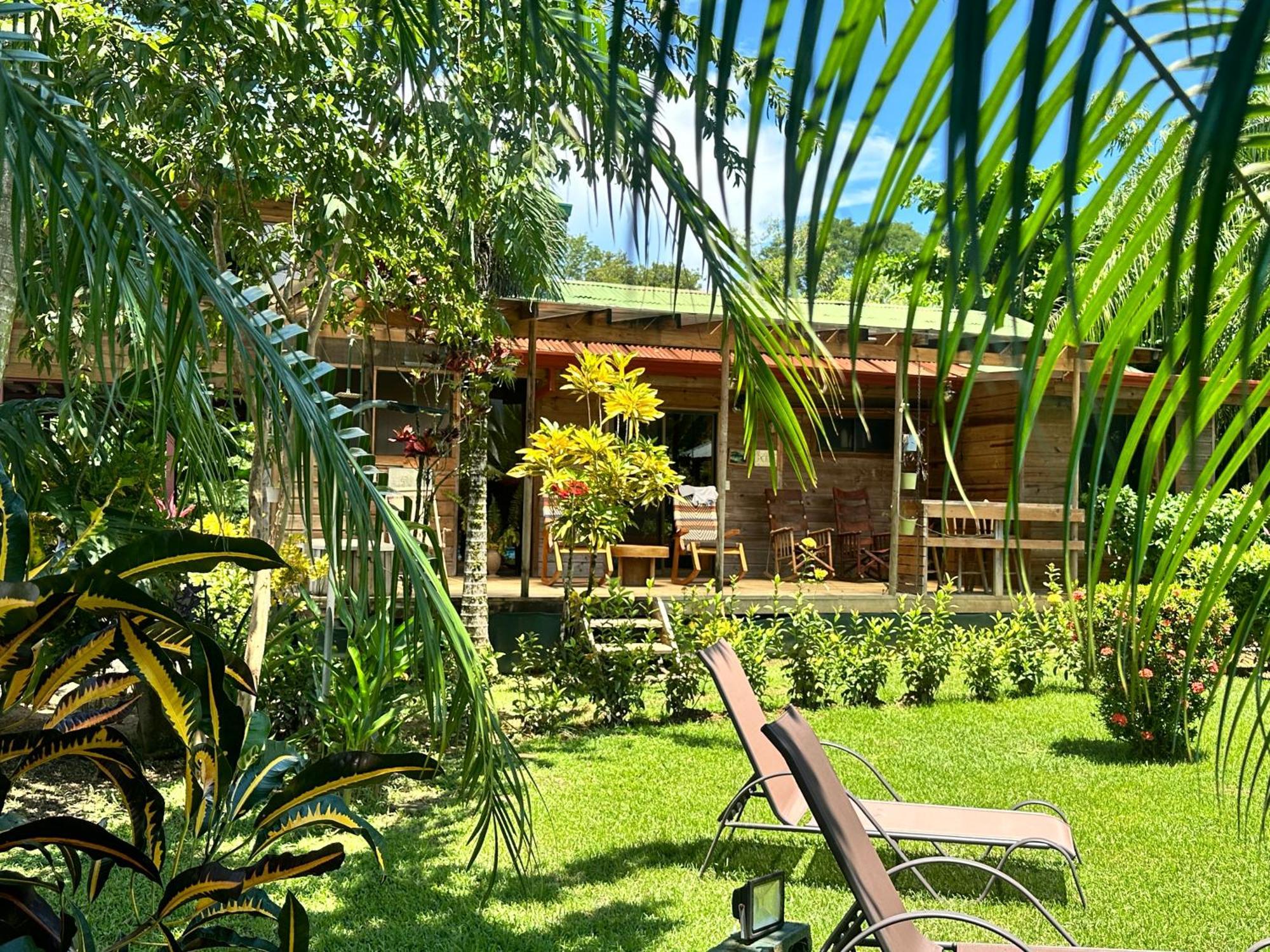 Casa Mediterránea with Pool&2100 m2 Garden near Beach&Rain Forest Uvita Exterior foto